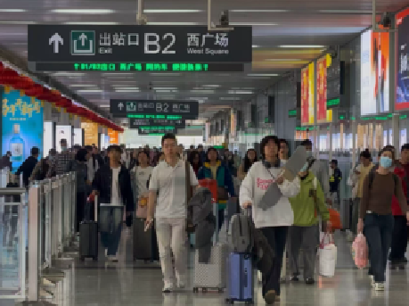 深圳铁路全力保障广大旅客返深返岗