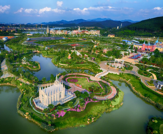 图:高明美的鹭湖爱丽丝庄园 梁婉琼/摄