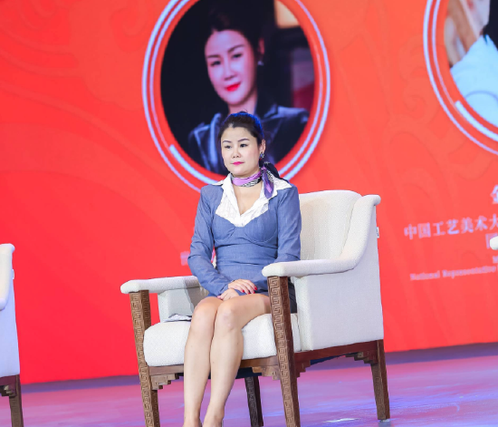 大会副秘书长、世界文化名片组委会主席、法国设计师协会会长魏镇