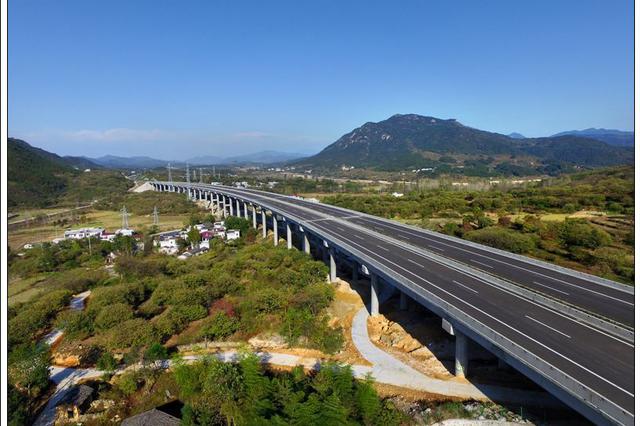武深高速今日全线贯通 深圳驾车至武汉仅需9小时