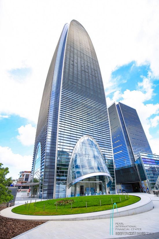 宝安第一高楼与大众正式见面