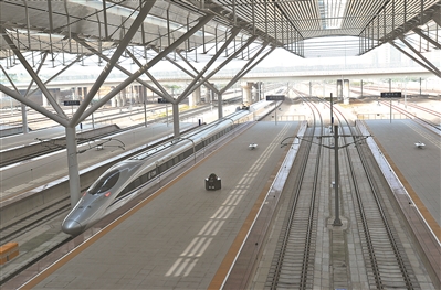 西丽高铁站拟选址塘朗山 打造"站-产-城"创新枢纽