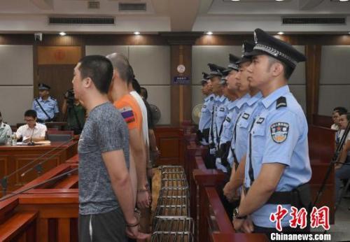 資料圖：海口中院對涉黑涉惡案件進行公開宣判。　宋研 攝