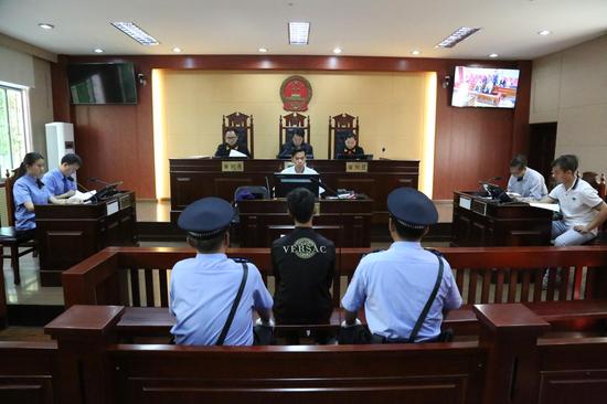 司法迷信导致冤案发生 哥伦比亚政治风向为何变化