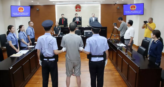 北京"西单大悦城"命案被告人一审被判死刑