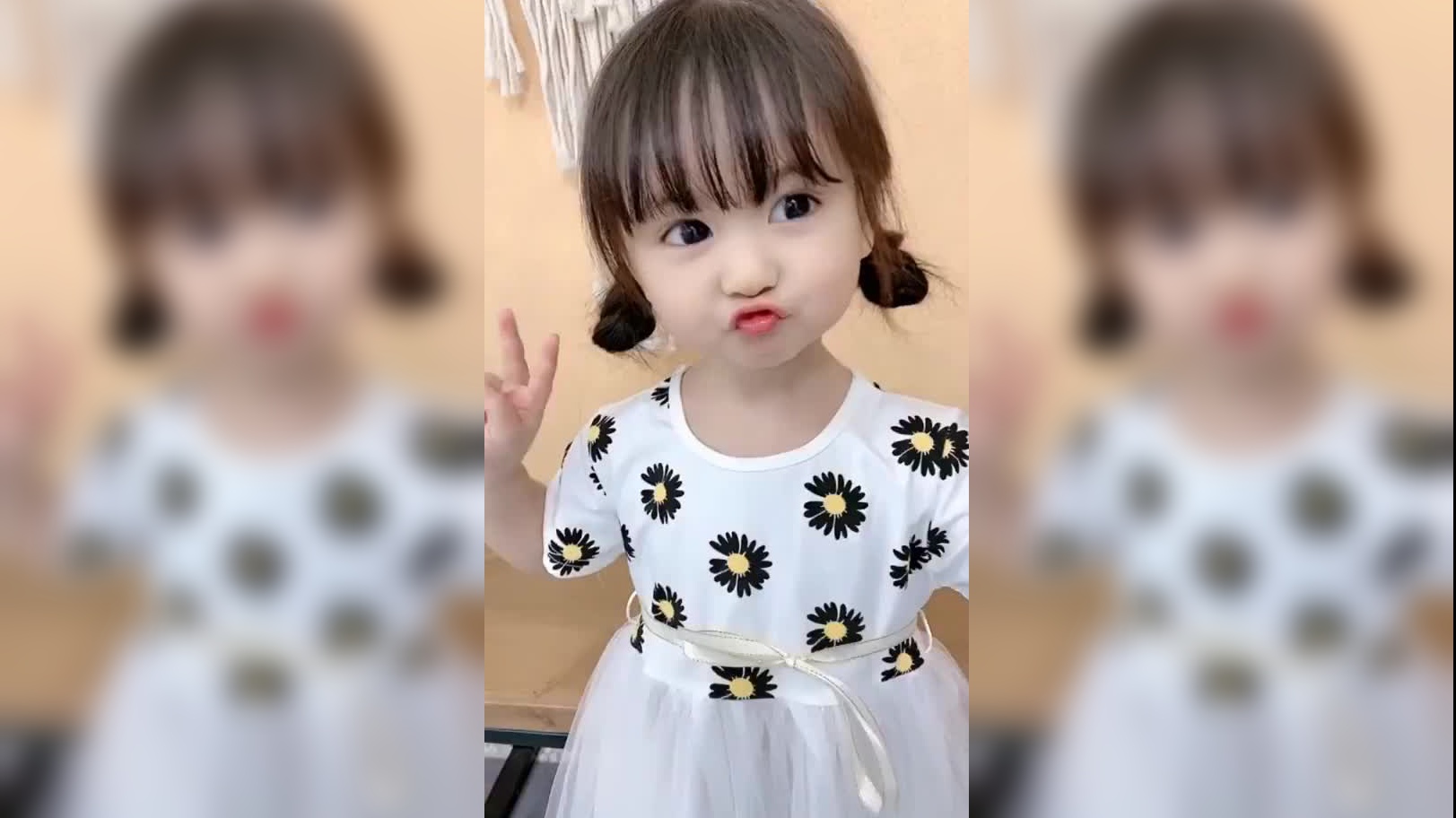 奶奶嫌孙女没对象 逛街时主动帮她要帅哥微信:踩小碎步热情搭话