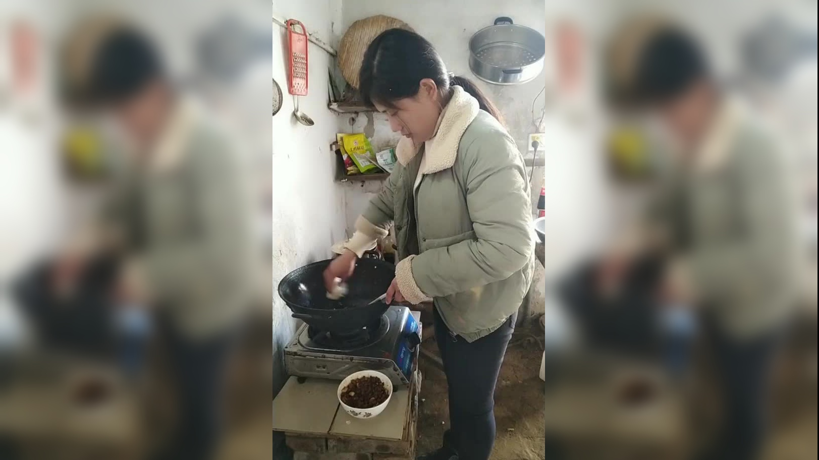 倔媳妇去地里干活,奶奶在家做好暖心饭,平淡生活却充满了幸福
