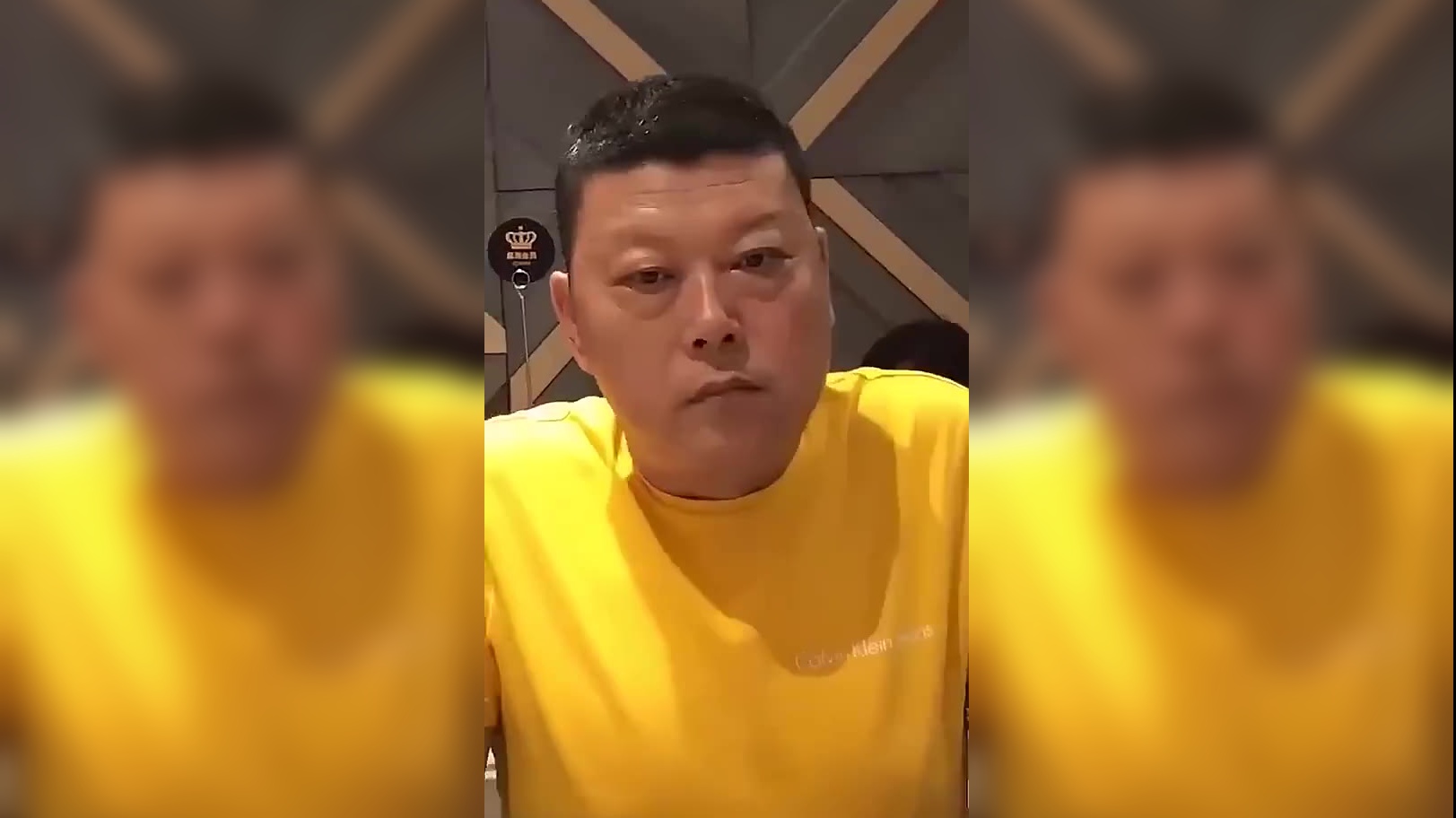 赵千敬讲述大三的时候很多学弟对她前呼后拥的!