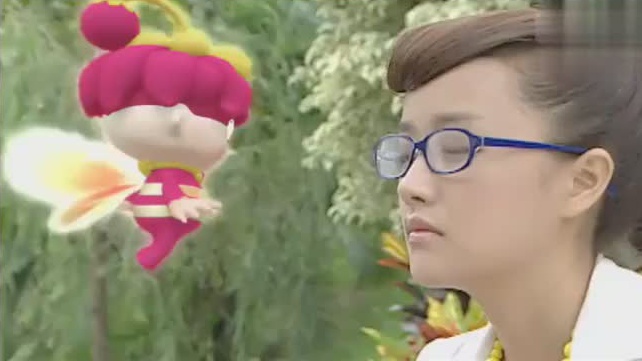 美琪故意说手里有证据,来试探破坏墙报板的凶手,没想到是她