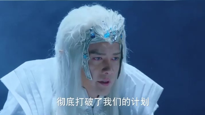 幻城大结局:梨落戴上戒指,立刻黑发变成白发成为冰后,真惊艳