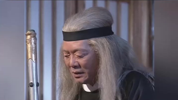 神雕侠侣:黄蓉在丘道长的带领下见到了周伯通,又变成个小姑娘