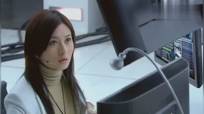 铠甲勇士:无间妖真强悍,就算面对三人,却还是占尽上风!