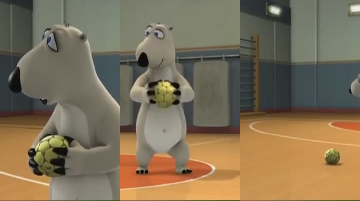 倒霉熊:倒霉熊你长点心,这是足球不是篮球,你再给玩坏了