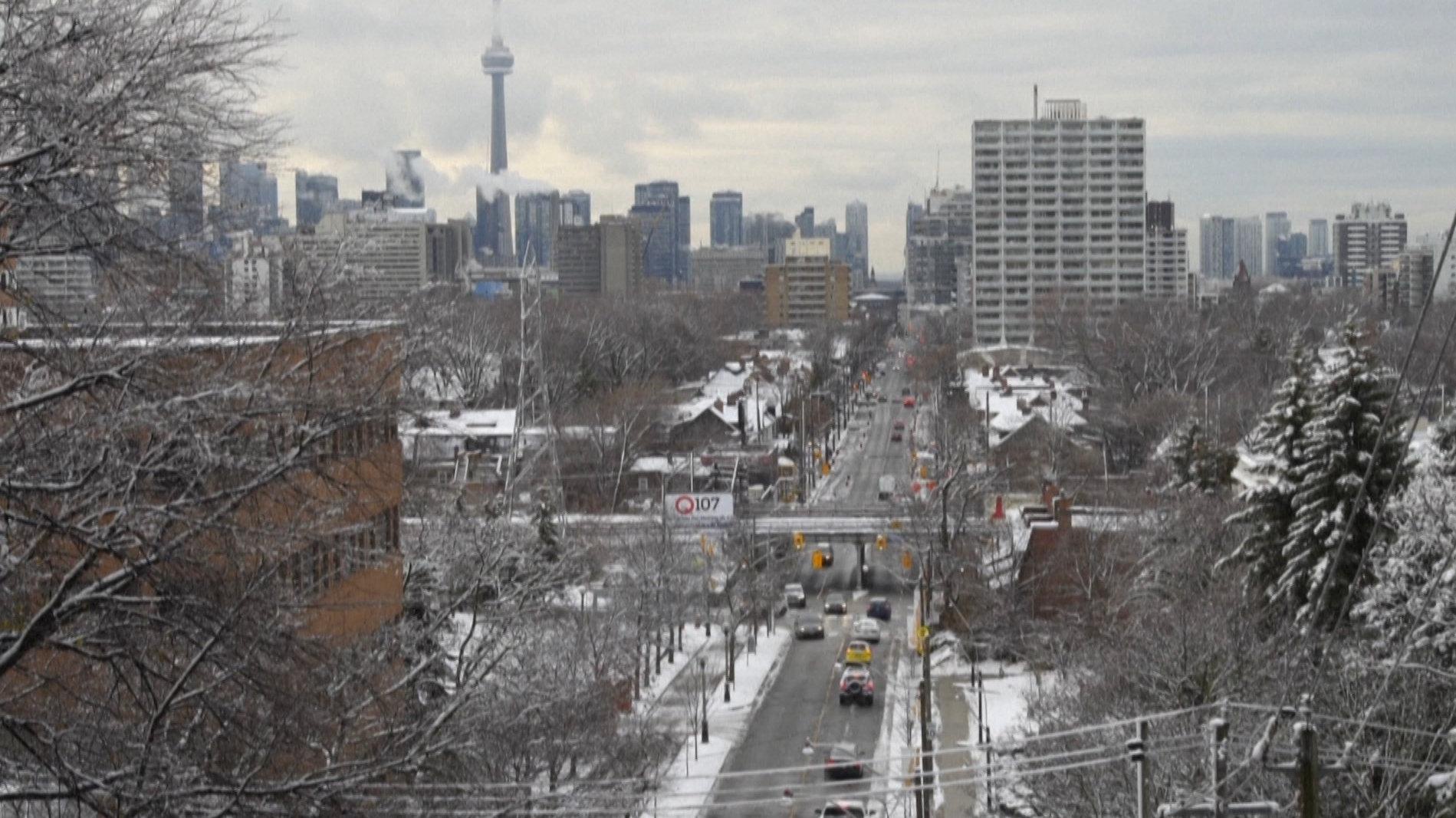 加拿大多伦多进入封锁状态 禁止室内聚会