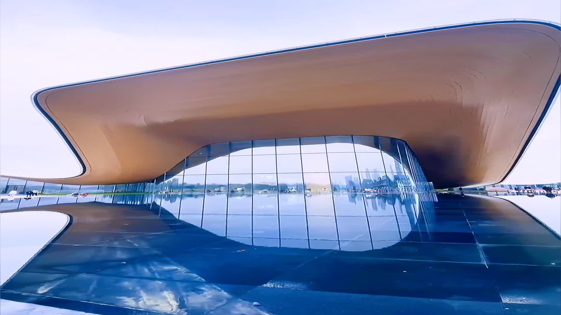 【视频】盐城黄海湿地博物馆屋面全面完工 年底将开馆