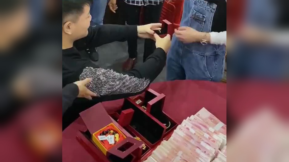 你是我的眼,浮云问神马要十万的彩礼,但是神马却没有