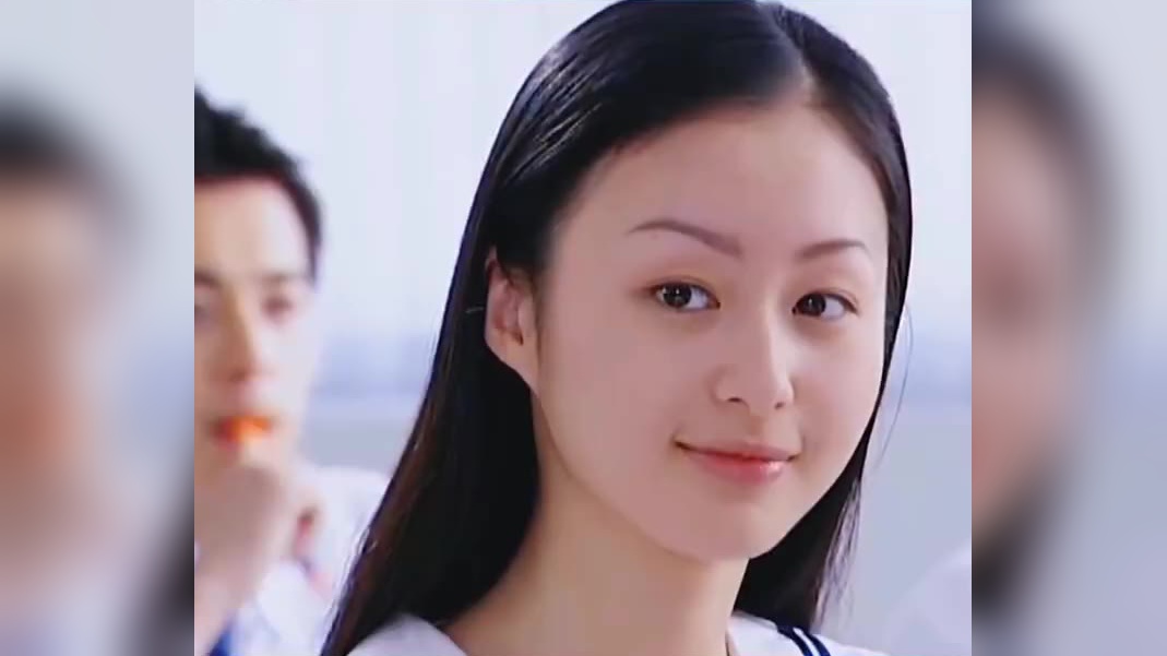 童年记忆! 十八岁的天空中汪晨的长相