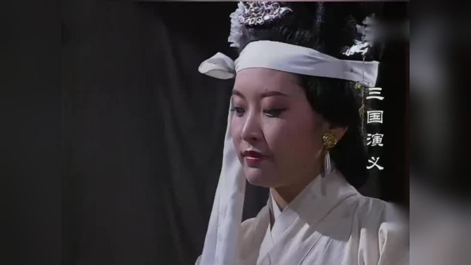 宦官提蹇硕人头来见,得何皇后庇佑,侥幸逃脱一死