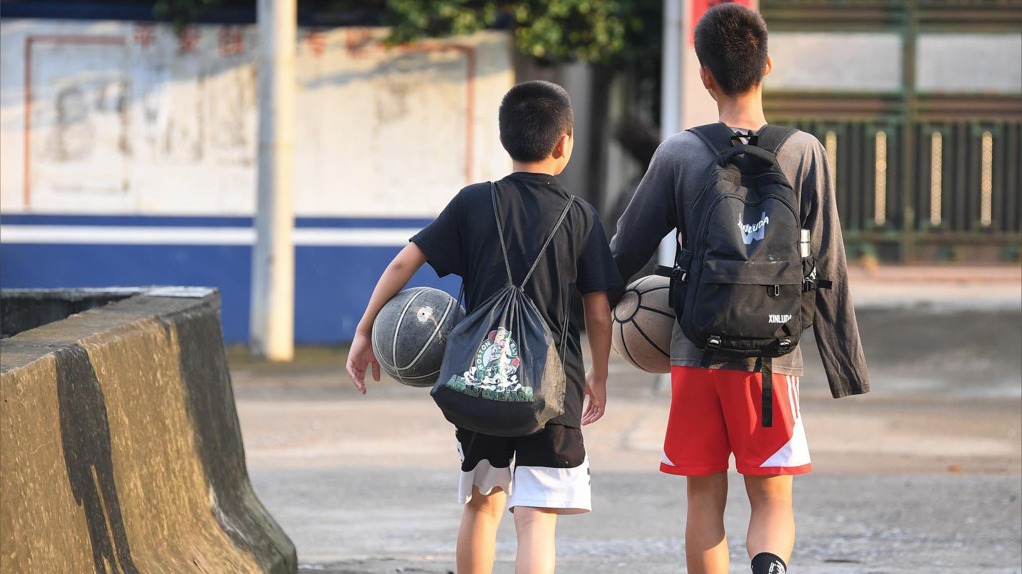 第8期来啦!新科榜眼祝铭震接受@篮球记者贾磊 的连线