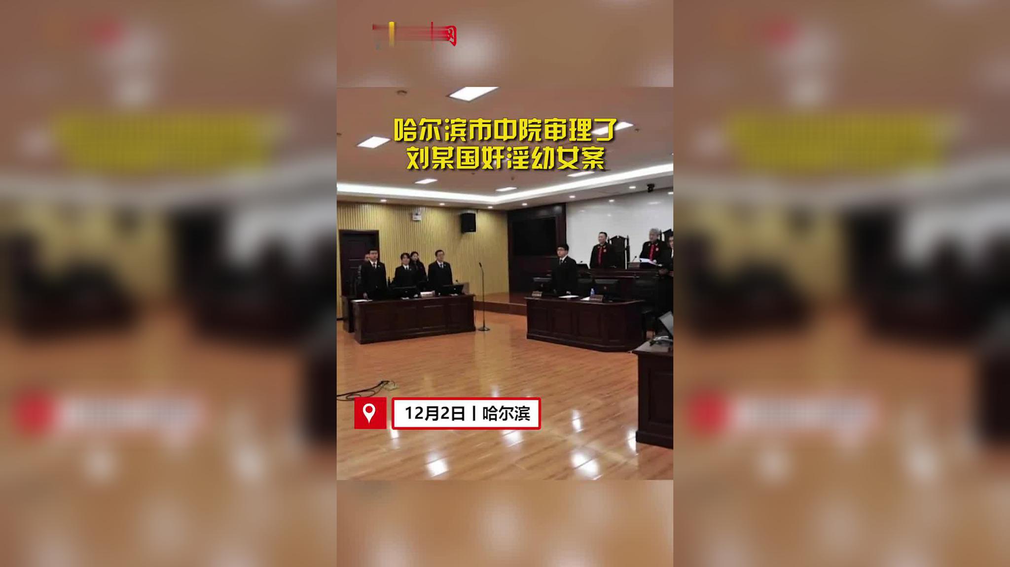 梨视频 凤凰新闻 沸点新闻:4个月大女婴坠楼 父亲拒绝治疗引发争议