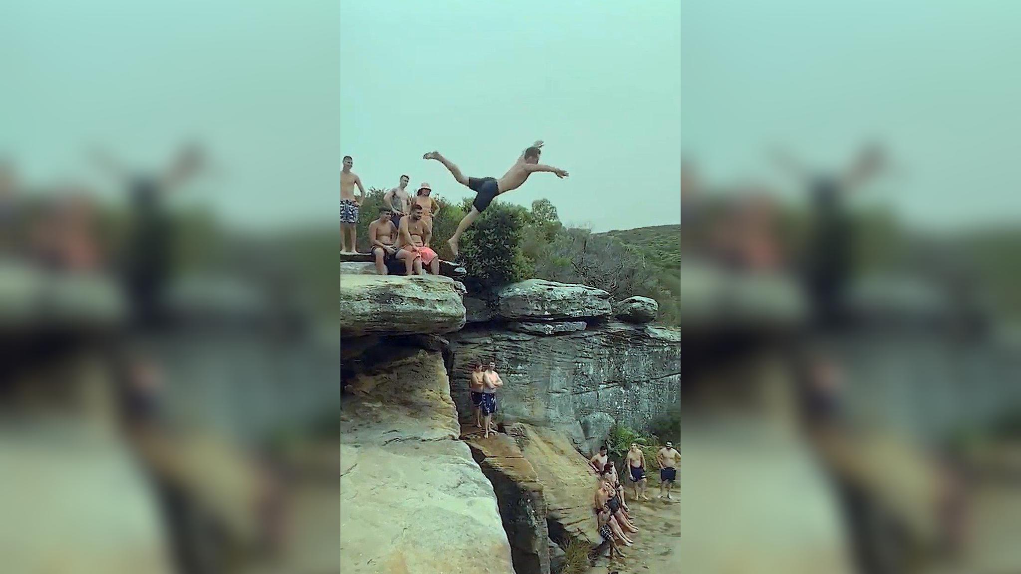 第一视角体验跳水!这段视频代入感太强,我感觉自己已经失重了