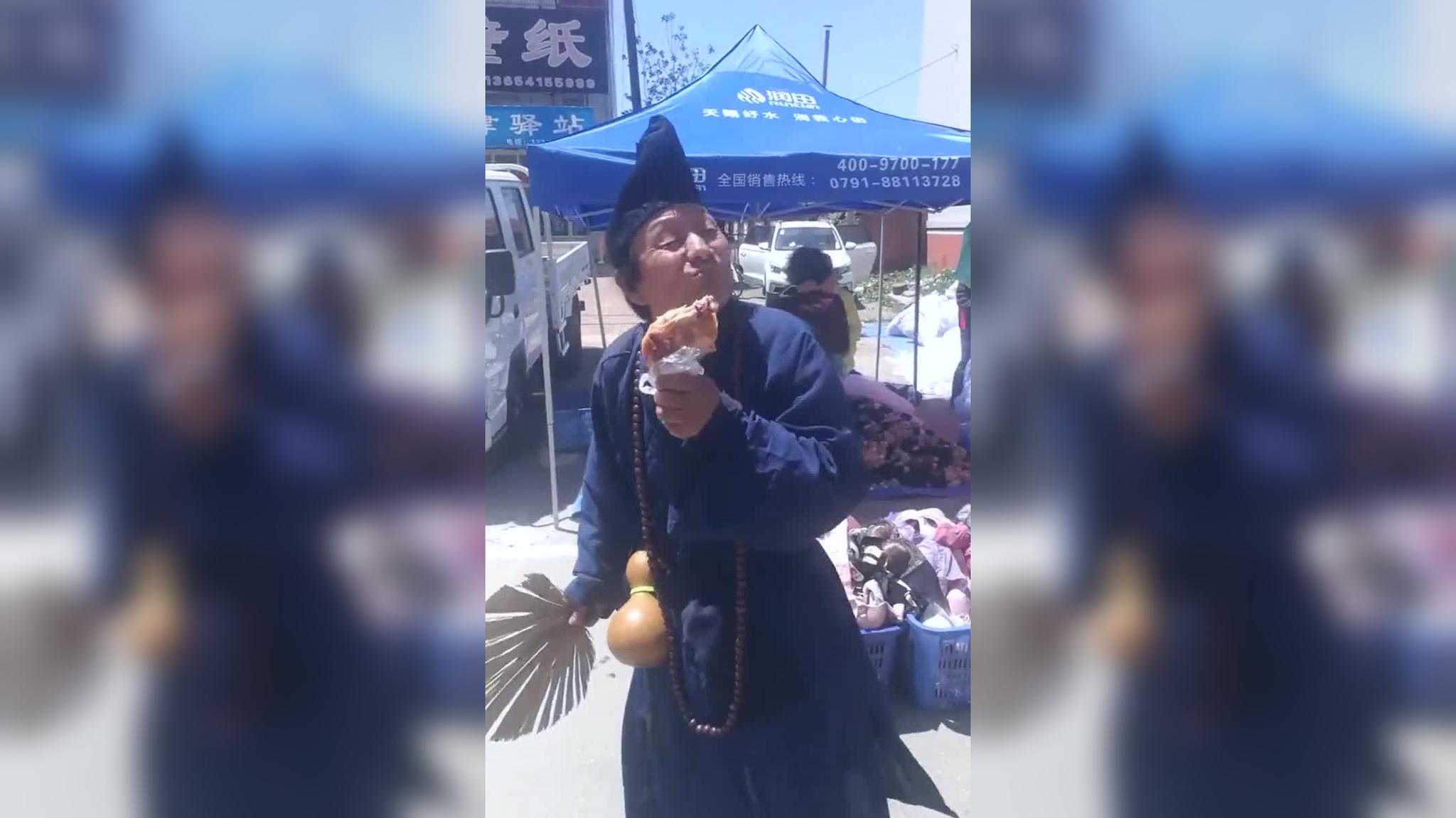 西藏秘密:仁钦噶伦把二太太贴给吉塘活佛,却发现是块"臭牛粪"