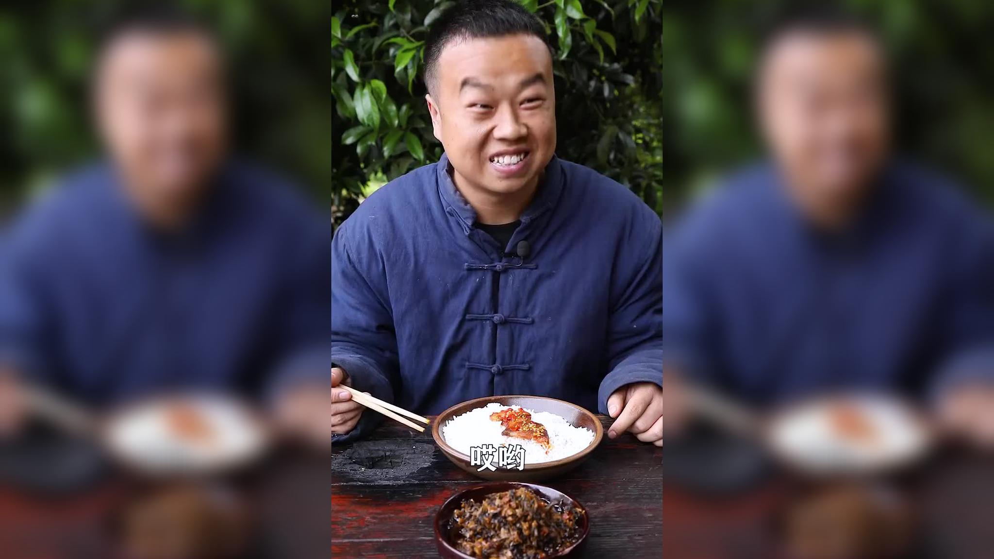 二货教憨头儿子东西坏了一拍即好,结果憨头现学现卖,是个人才