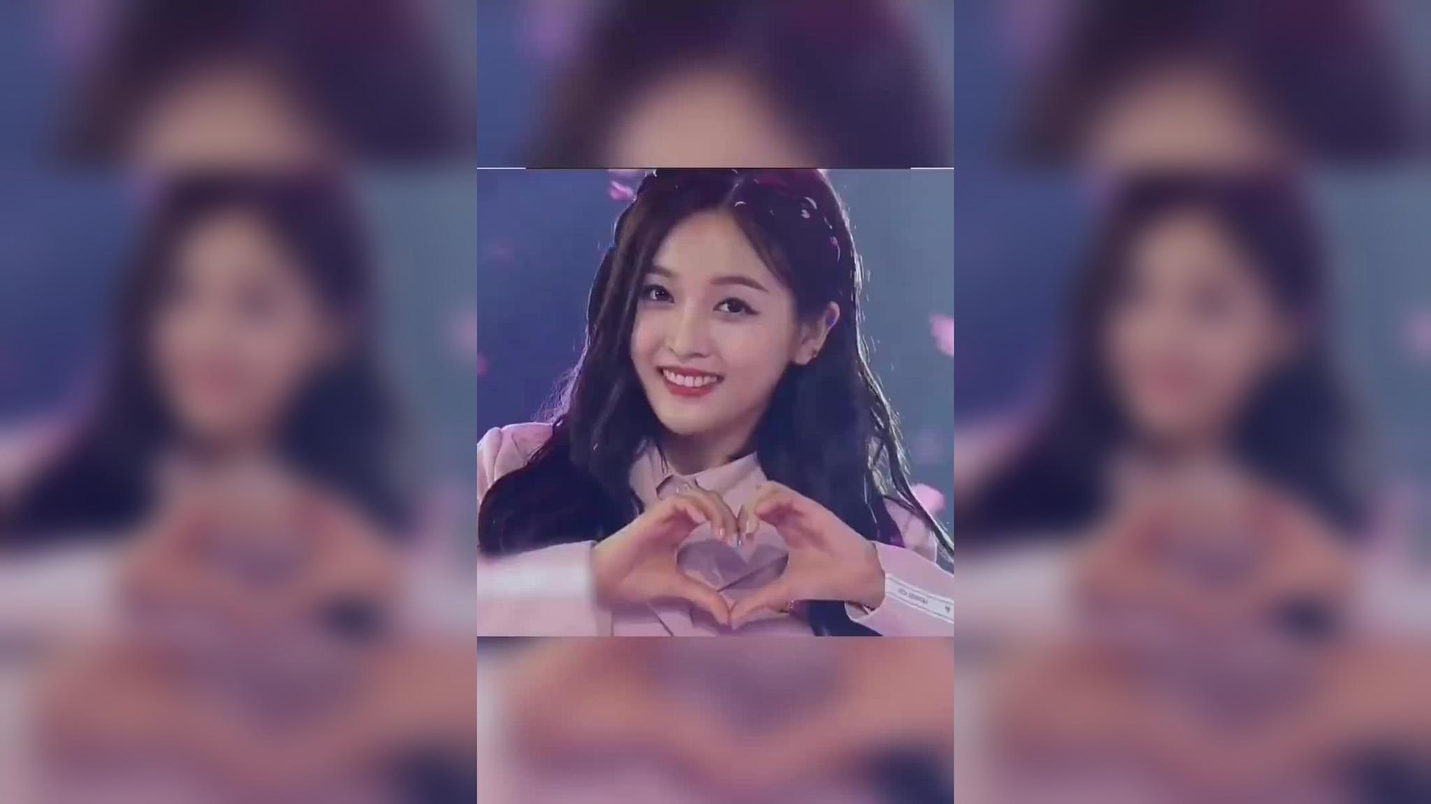 吴宣仪李子璇重跳创造101主题曲,时隔三年真的泪目了