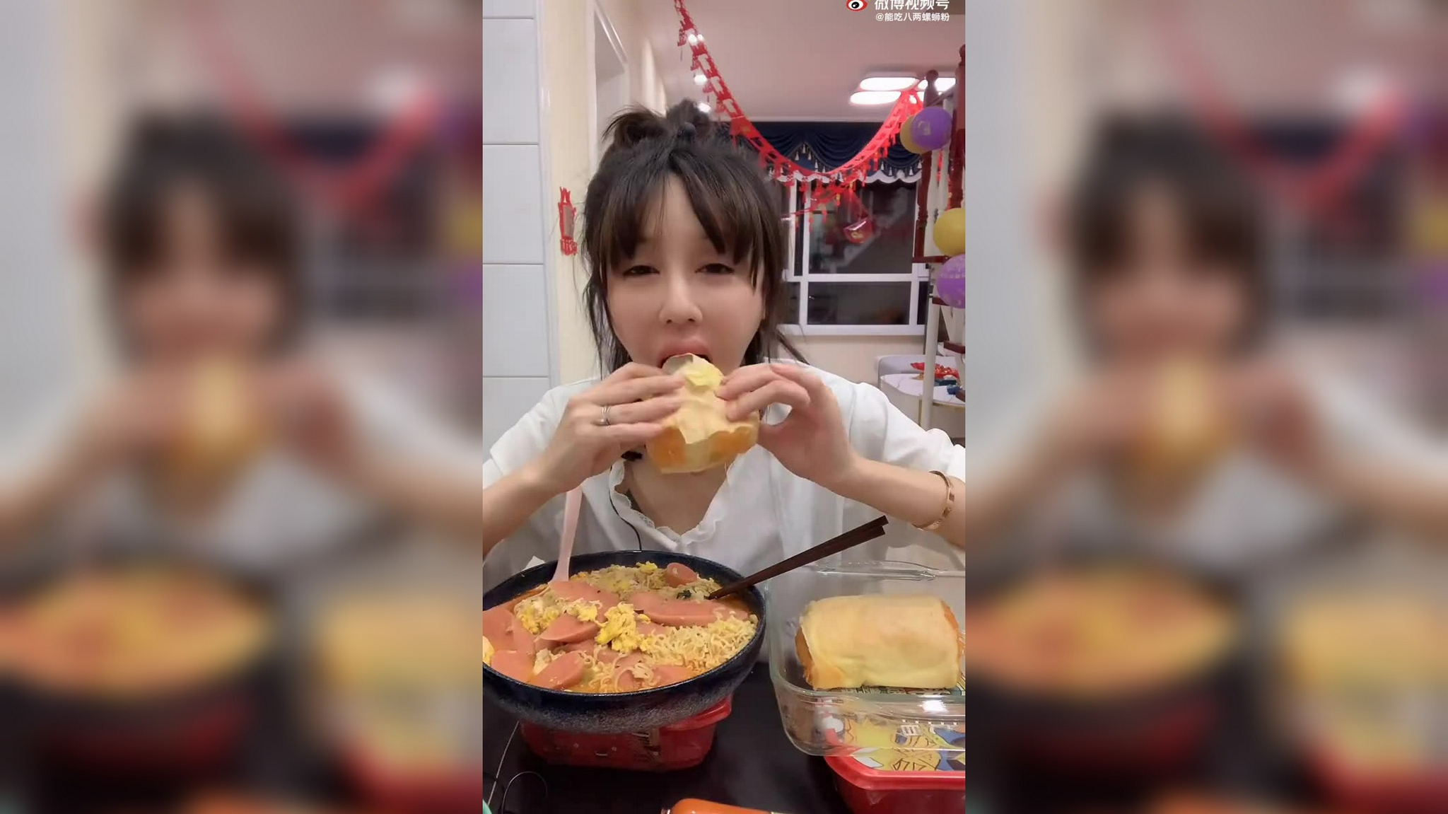 爱美食的刘小样 肉松面包