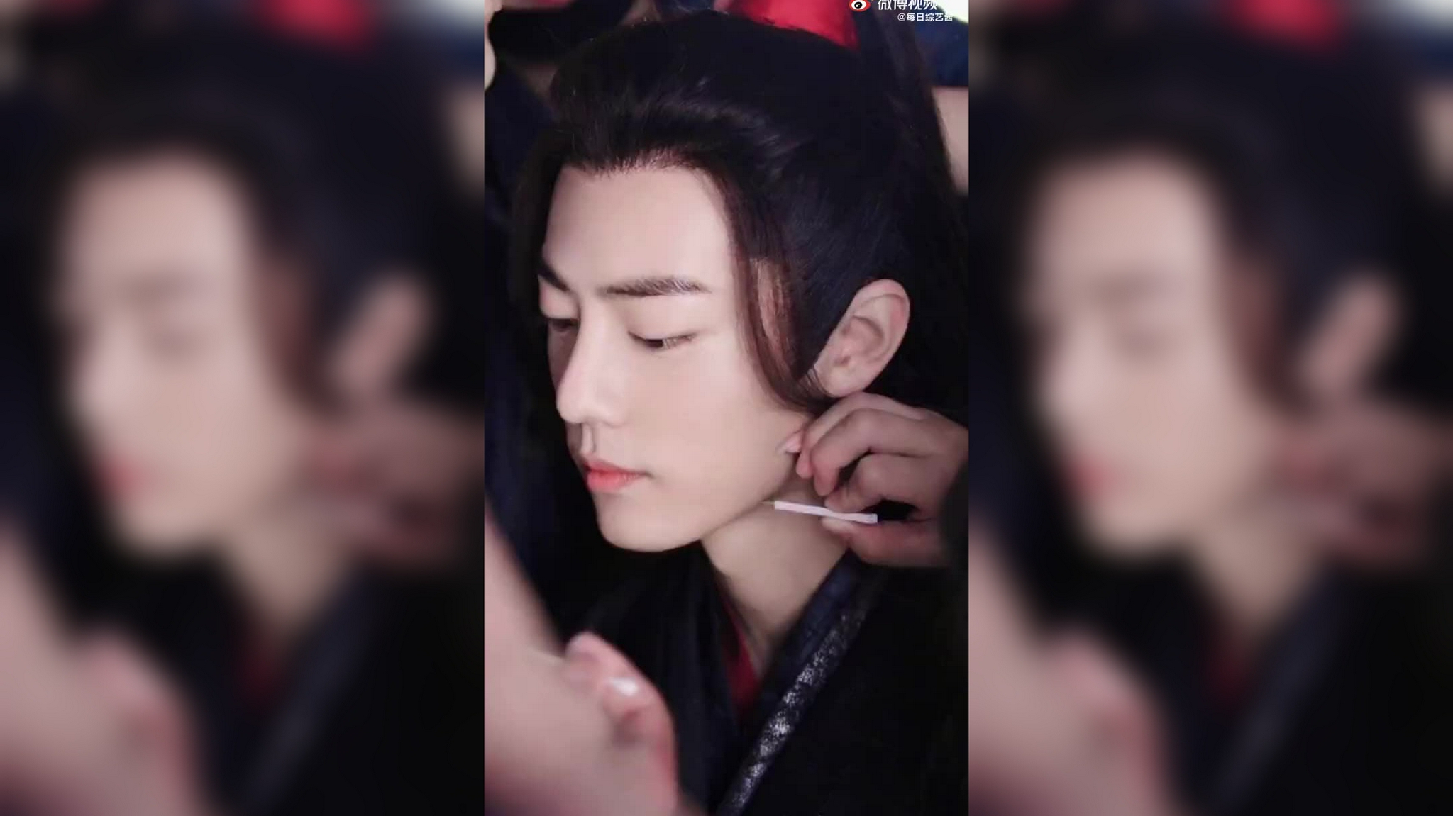 肖战亮相抖音星动之夜红毯,从他的签名就能看出今晚状态!