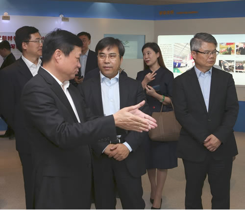 中国银行副行长林景臻陪同会面.