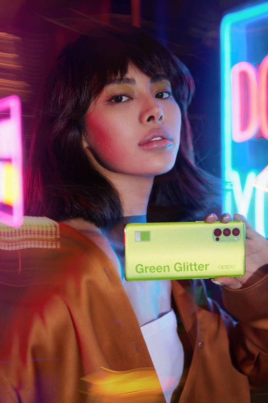 张子枫最喜欢的颜色oppo官宣reno6新配色海报竟意外泄密