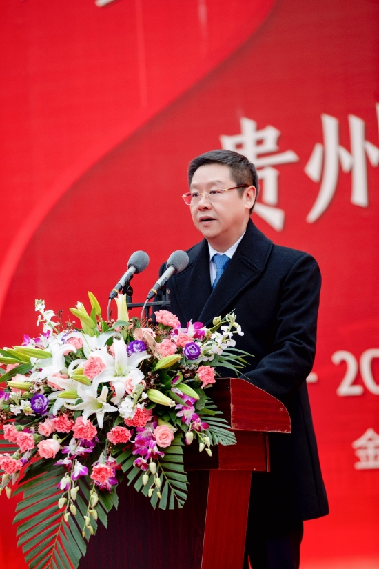 投资集团有限公司董事长,华致酒行连锁管理股份有限公司董事长吴向东)