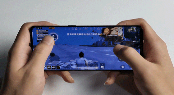 (一小时《和平精英》后,手机剩余68%的电量)