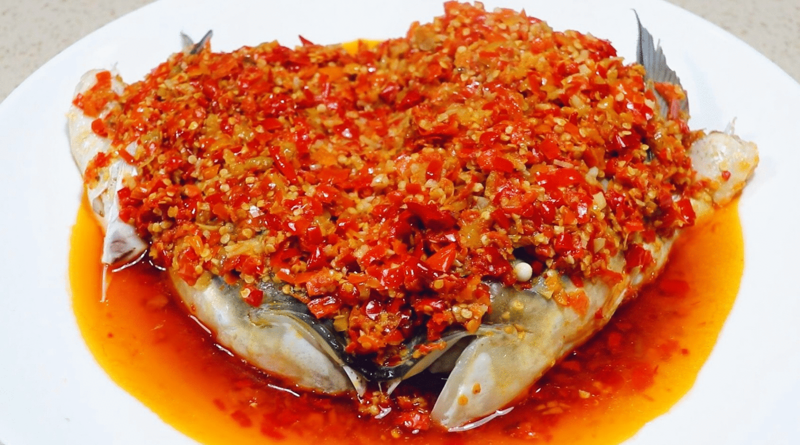 红红火火过大年,这才是剁椒鱼头的正确做法,鲜嫩入味无腥味