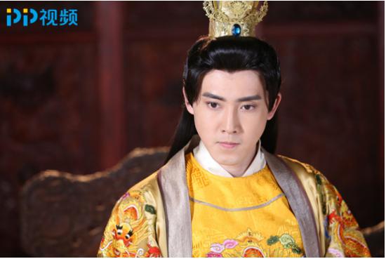 与实力戏骨吕良伟同台飙戏pp视频英雄诀张睿演技备受好评