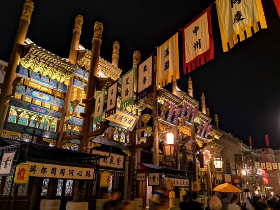 电影小镇,一个让你放肆做梦的地方