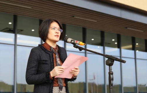 校长助理陈葆华