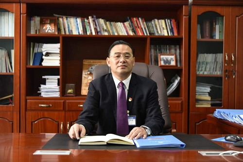 中科电力董事长王小飞 接受采访 摄影 孙熙和