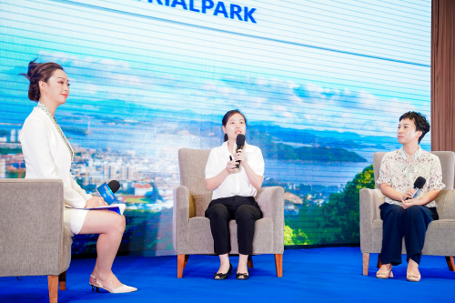 中共岱山县委常委,组织部部长张剑光在大赛中致辞表示,岱山作为舟山