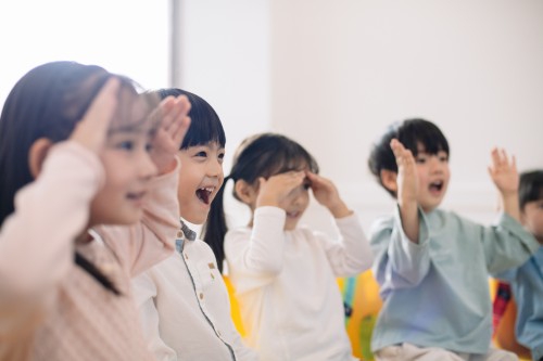 英孚成立英小孚儿童成长中心 树立素质教育新标杆