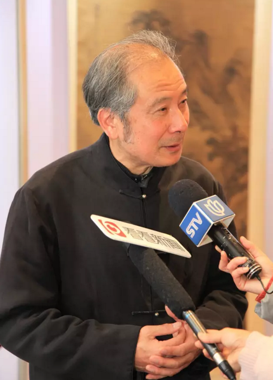 新闻媒体采访上海大观古书画研究院院长 顾风