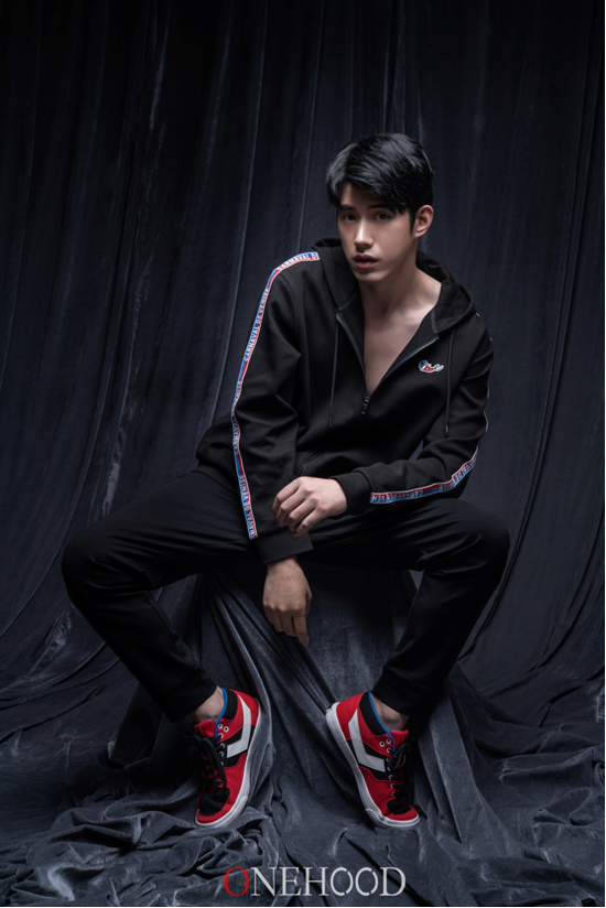 还记得那个英姿飒爽的李炘南吗承载着我们的青春回忆那些年我们一起