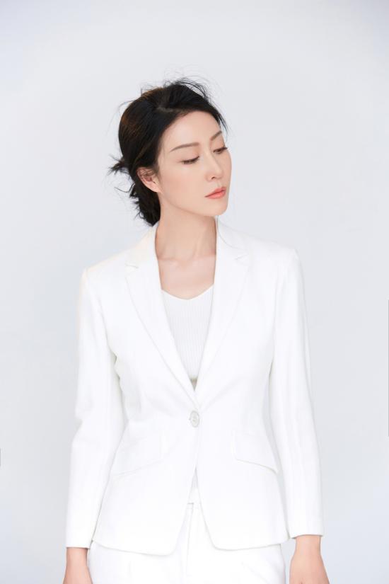 影视演员张媛钰乘风破浪砥砺前行绽放耀眼星光