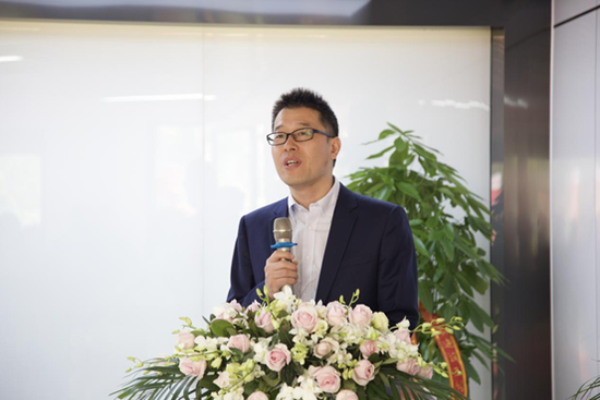 江苏省无锡市高新区科技局局长吴建华