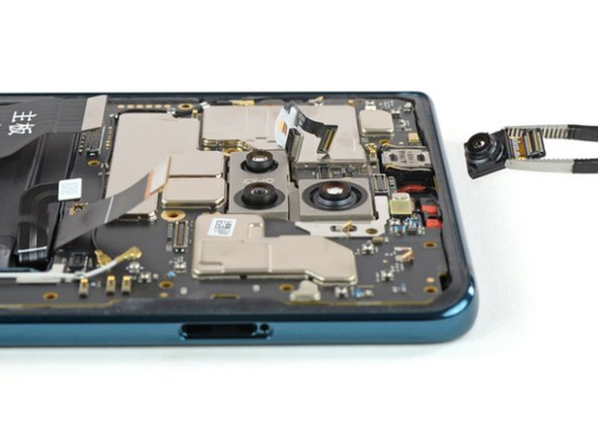 拆解华为mate20x5g手机