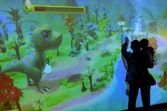 广州动物园建园一甲子大胆尝新 全球第一家vr动物园元旦开张