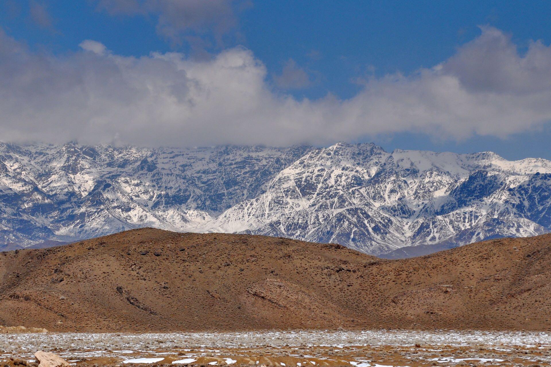 伊朗高原腹地的风光