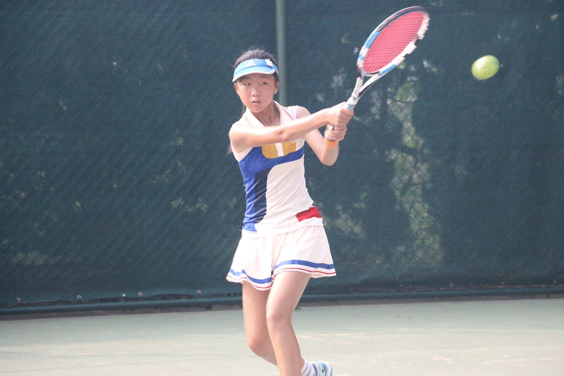 户外运动 网球女孩