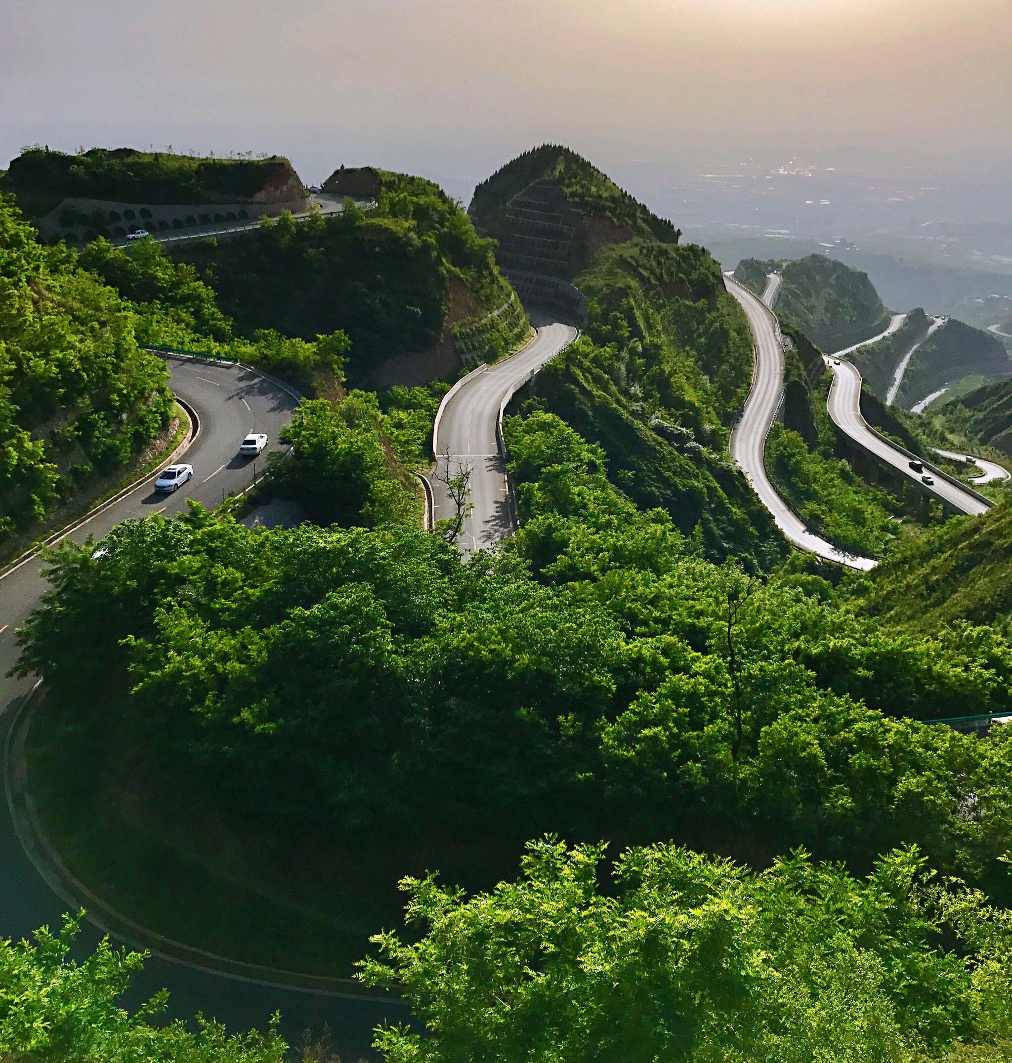 西安最美环山路